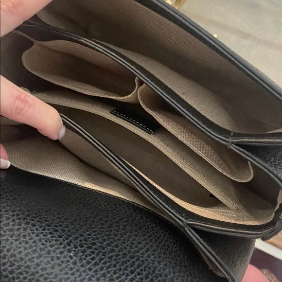 GUCCI Dollar Calfskin Interlocking
GG Top Handle Shoulder Bag Black authentic - Picture 11 of 16